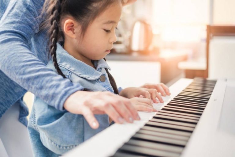 Cours de piano 6 ans