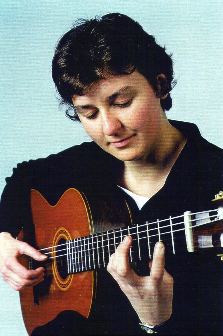 Lidia TOBOLA KERMAREC