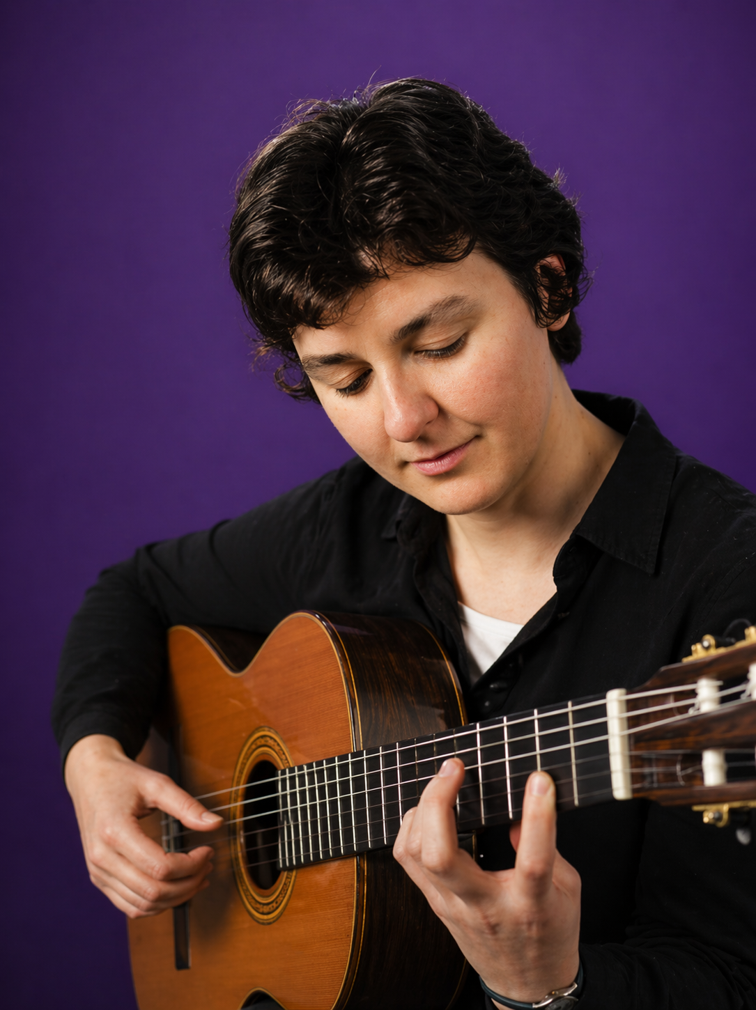 Lidia Tobola – cours de guitare Paris 8e